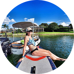 I can't believe how light weight this blanket is. It's very compact for its size as well. It's comfortable and it does a great job at blocking wind and keeping you warm while outdoors.